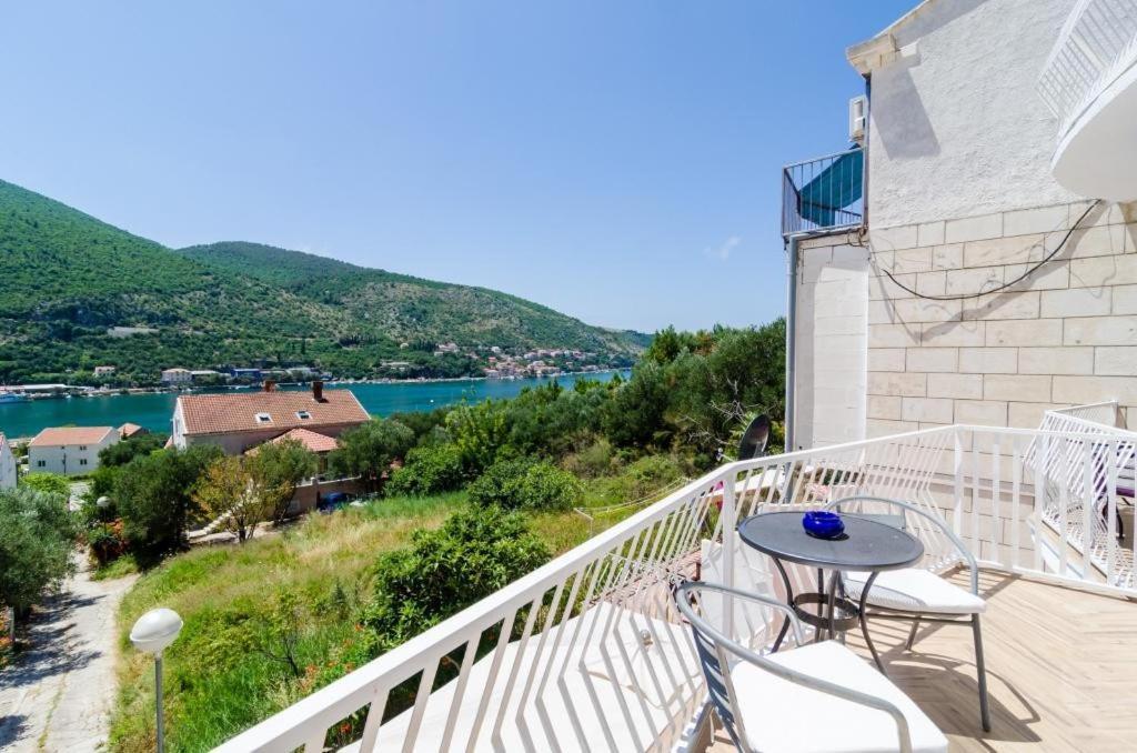 Apartments Peco Mokošica Eksteriør billede